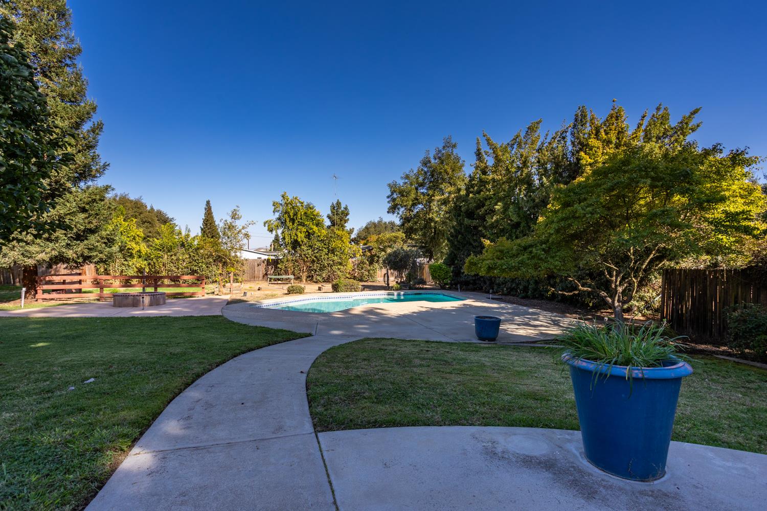 9900 Mountain Oak Road