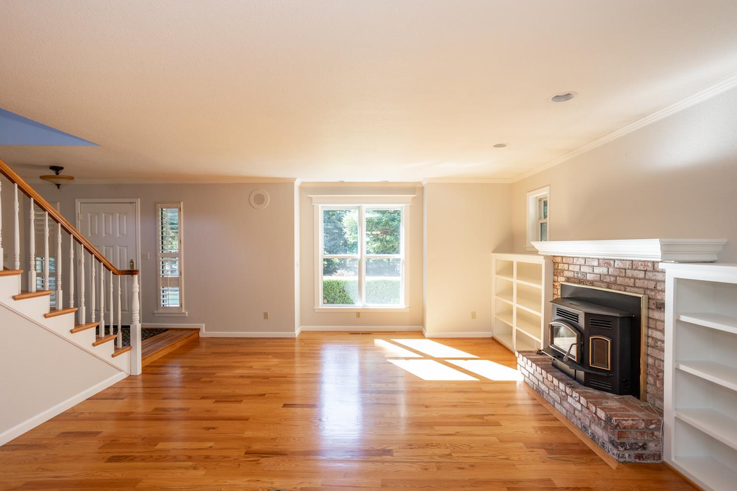 9900 Mountain Oak Road