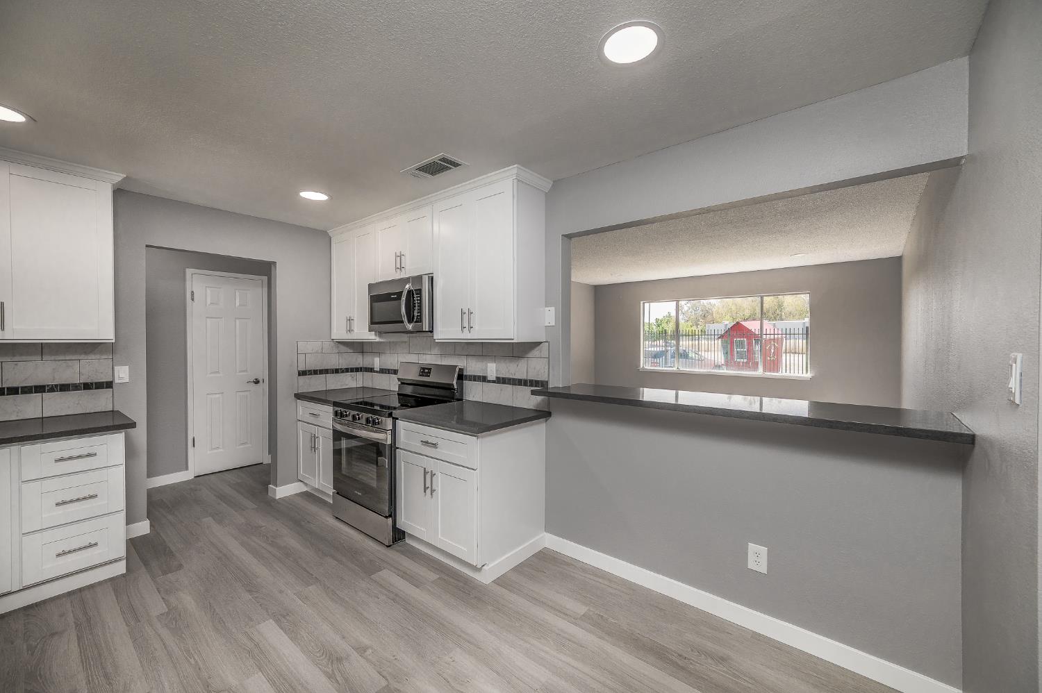 3221 Cheyenne Drive
