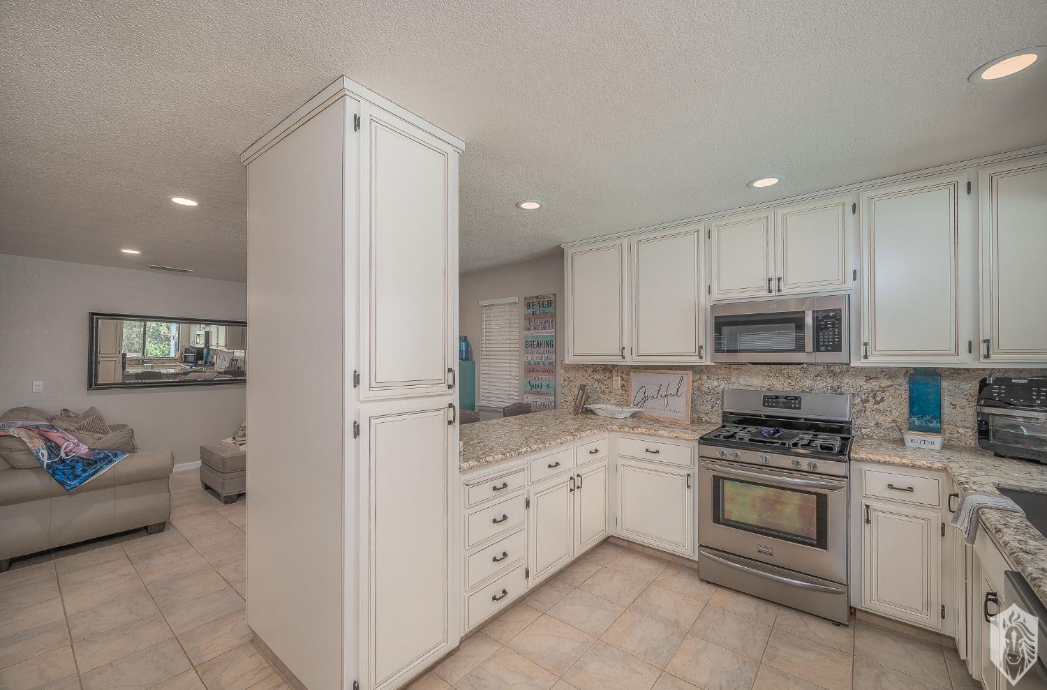 804 Hillswood Court
