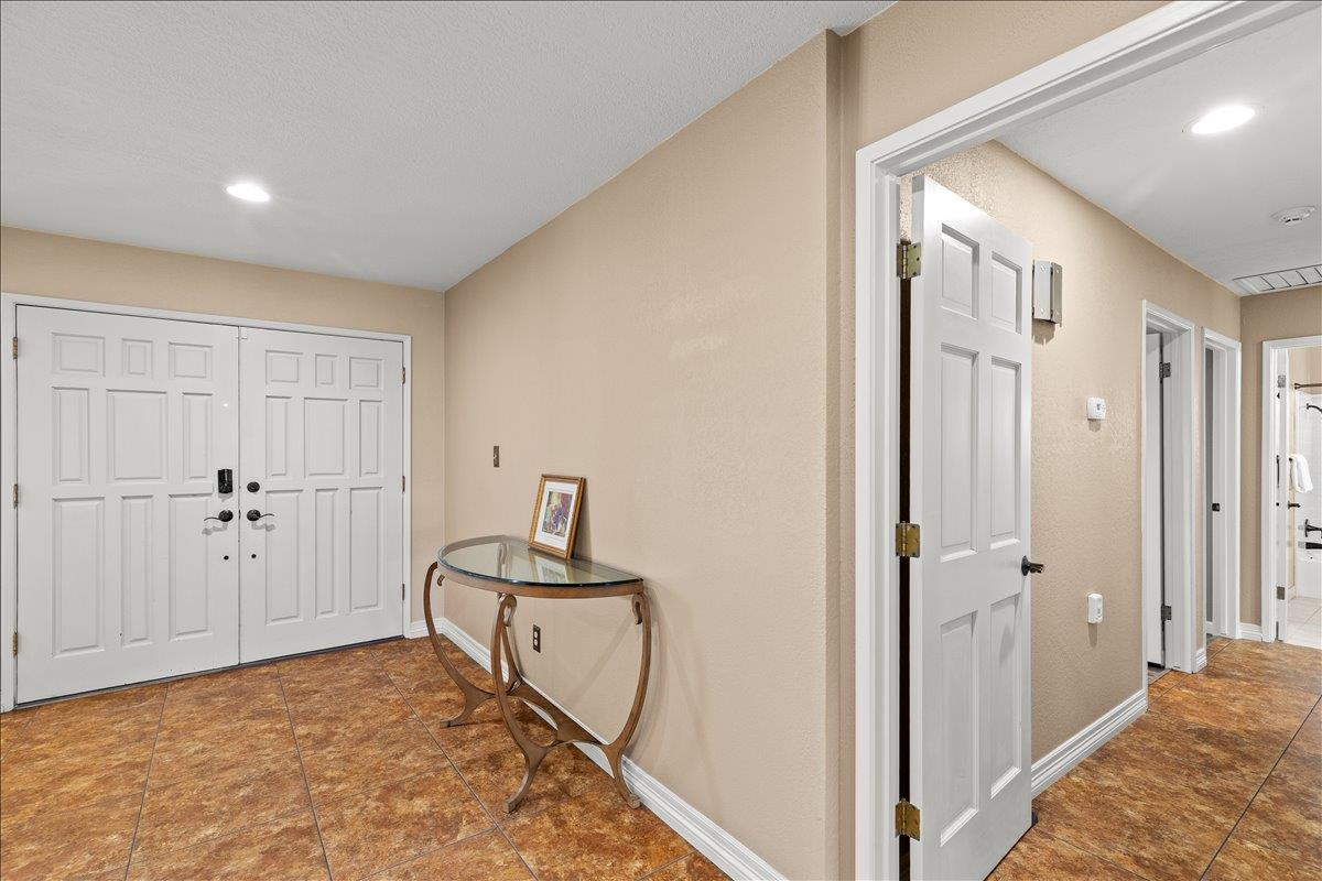 1121 Pyrite Way