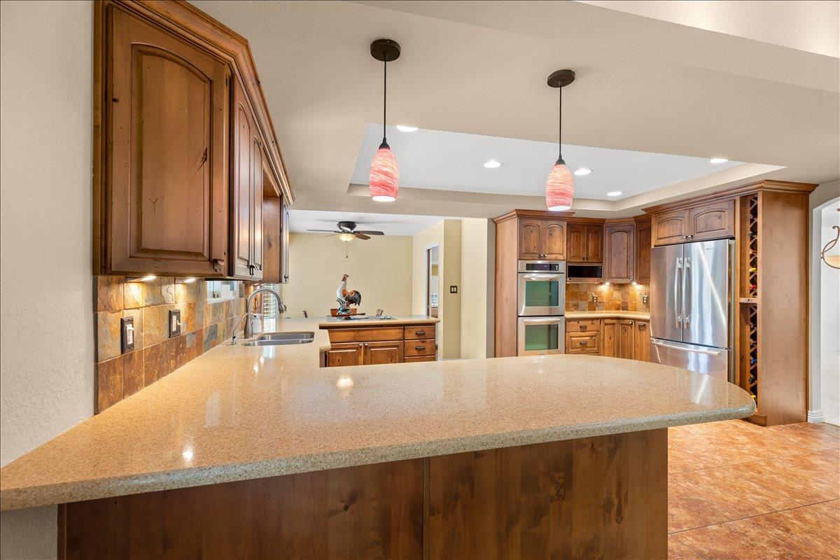 1121 Pyrite Way