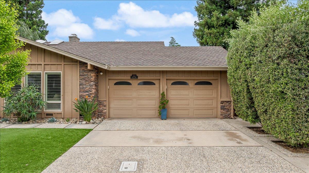 1121 Pyrite Way
