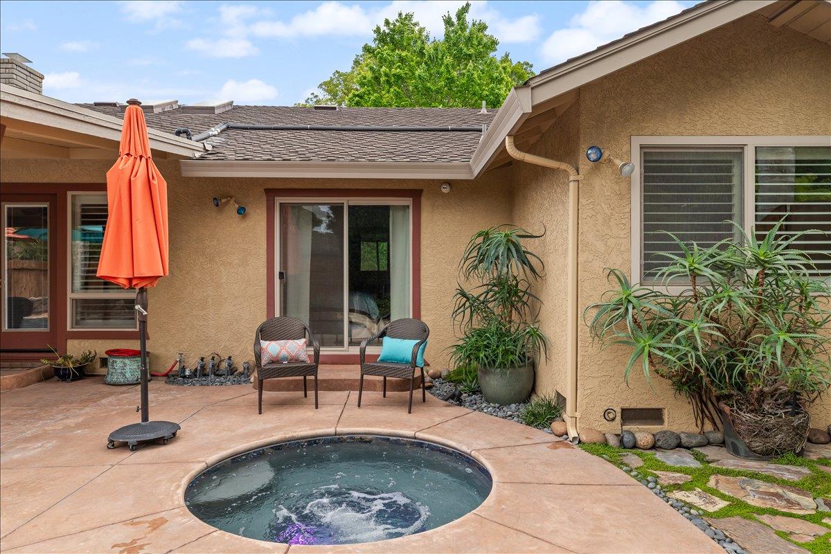 1121 Pyrite Way