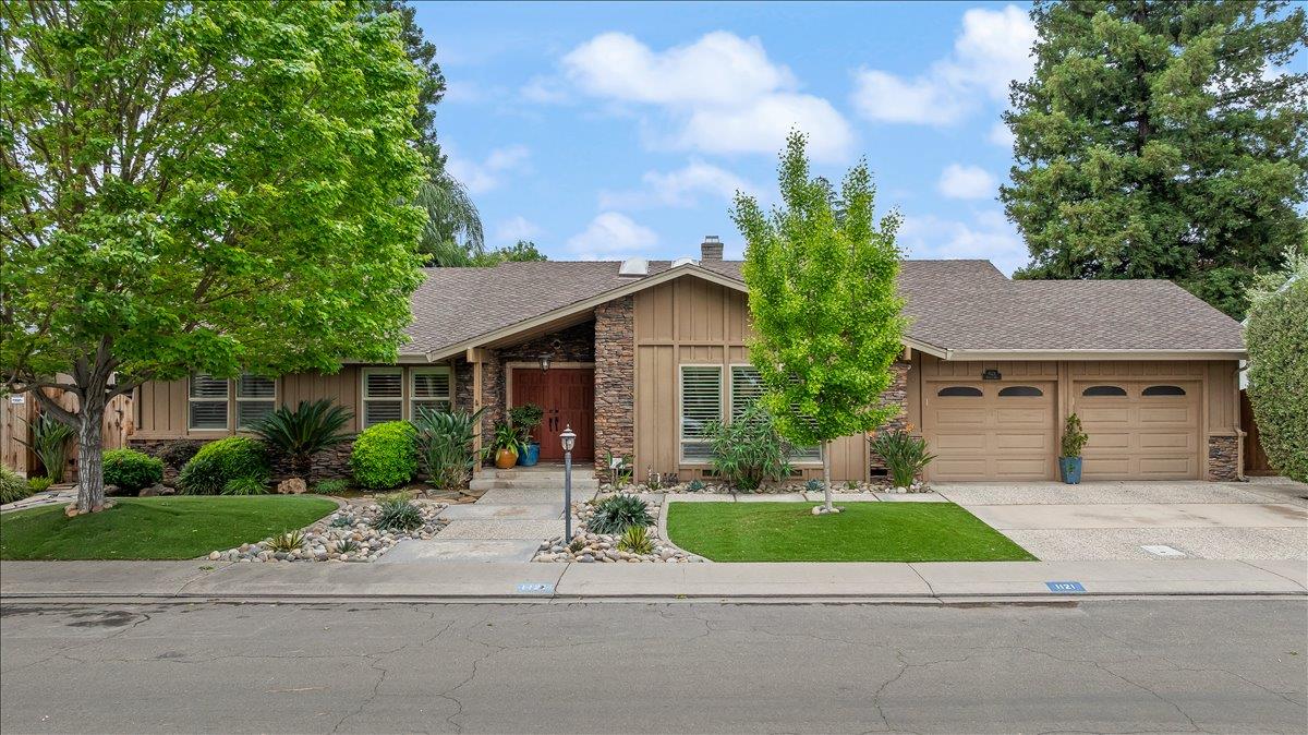 1121 Pyrite Way