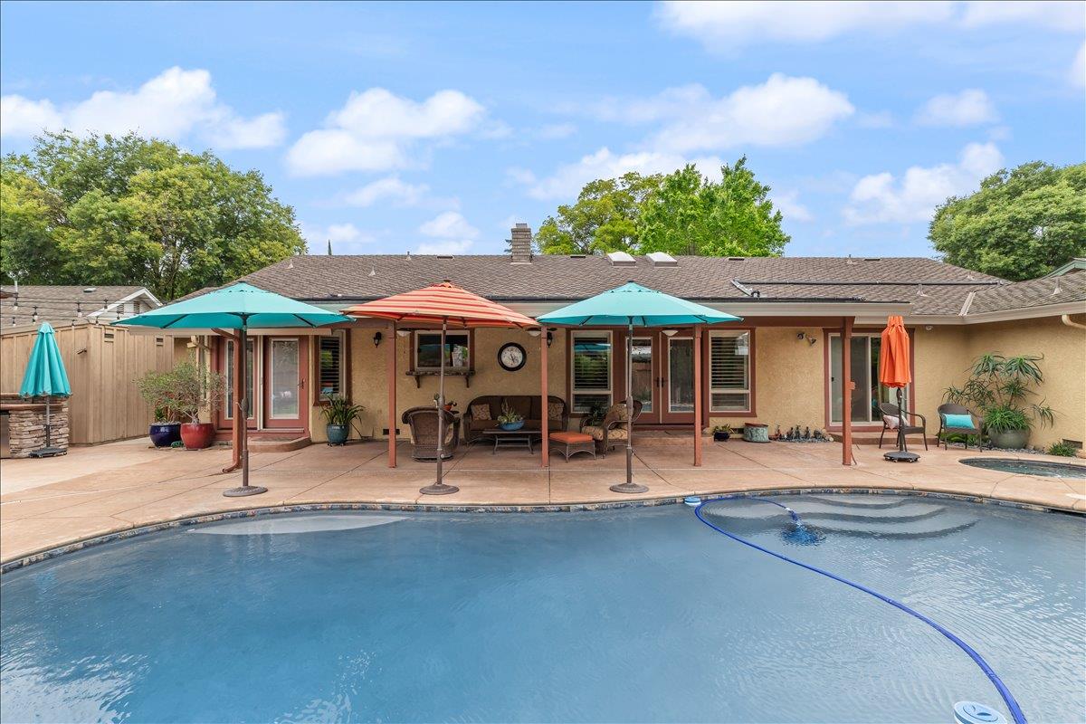 1121 Pyrite Way