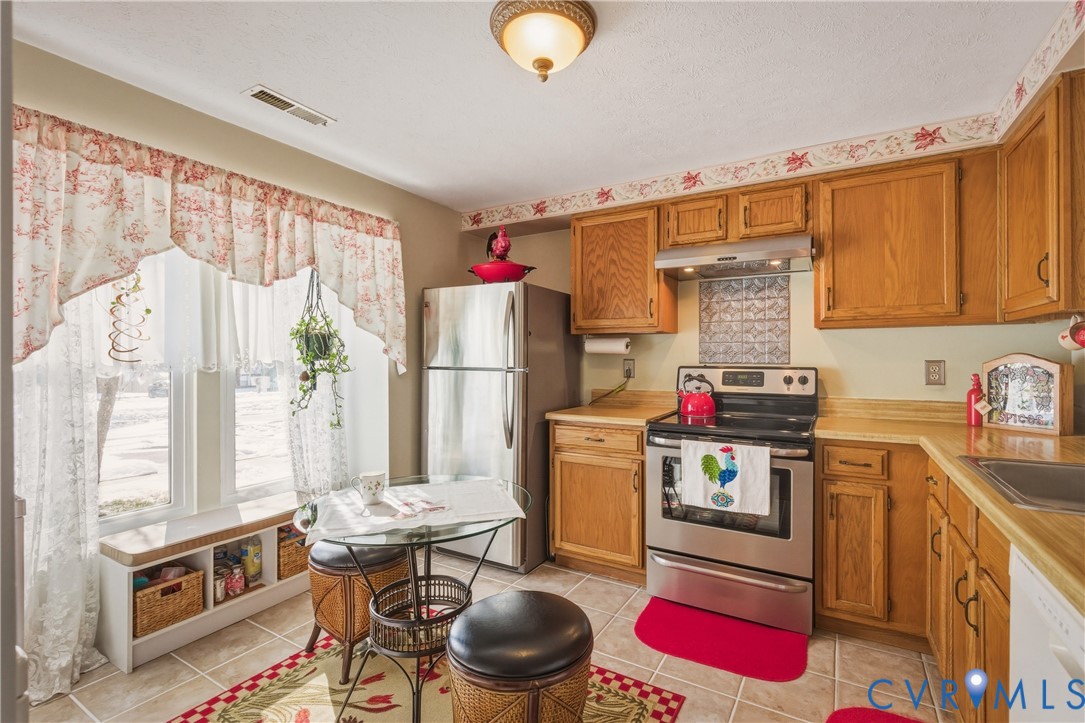 8412 Shannon Green Ct