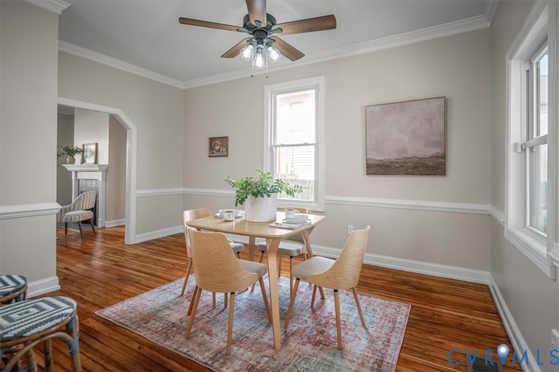 307 W 26th St
