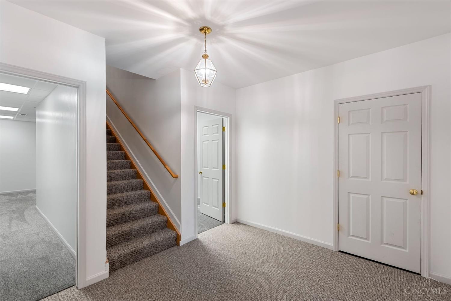 376 Dusseldorf Drive