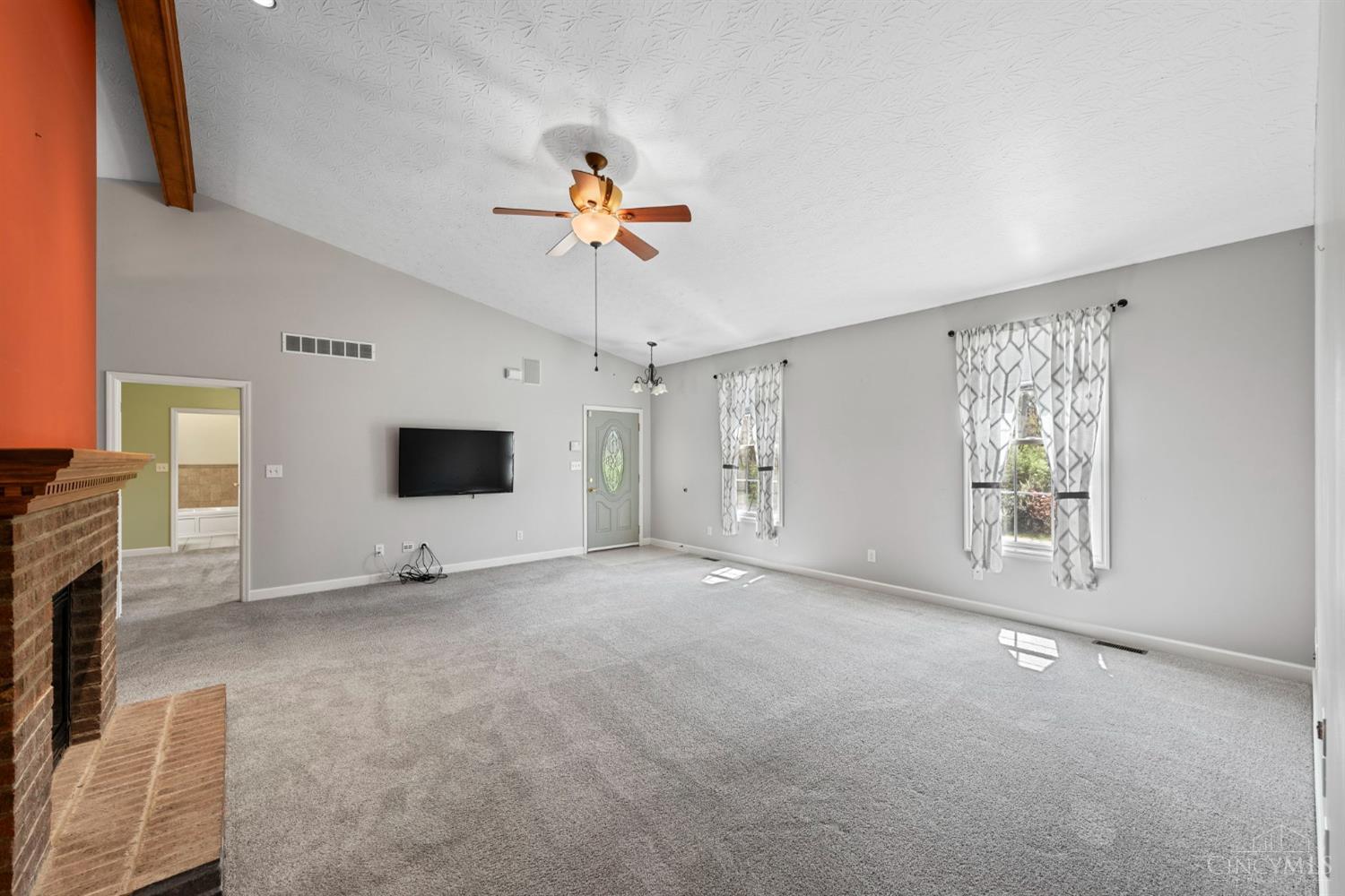 376 Dusseldorf Drive