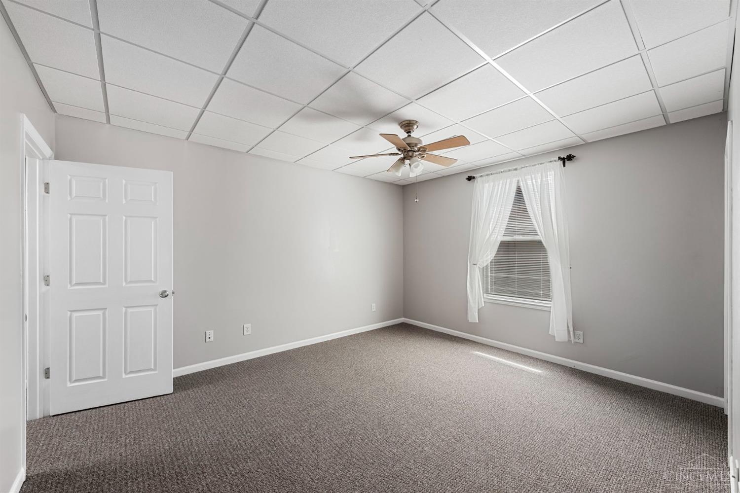 376 Dusseldorf Drive