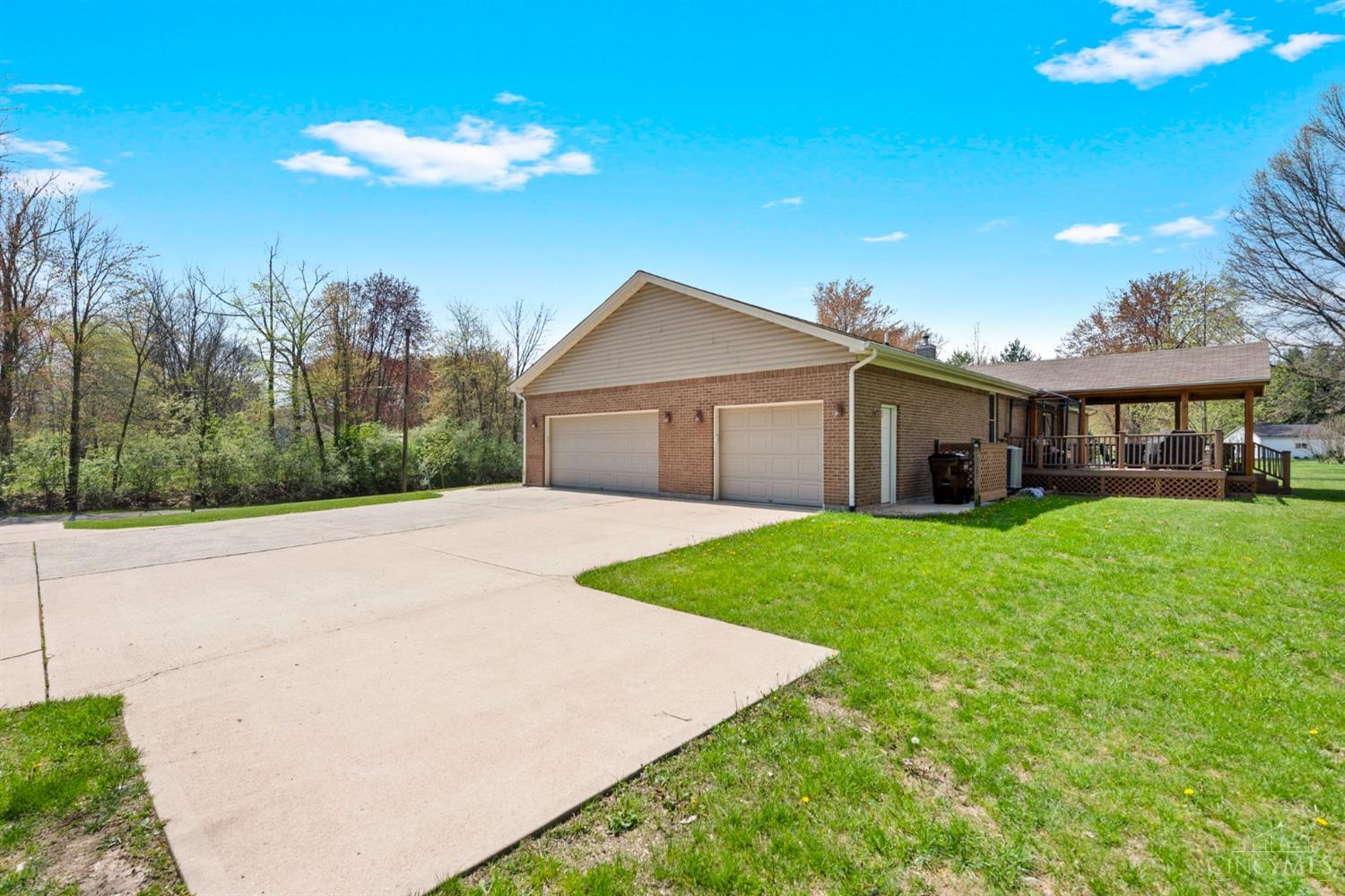 376 Dusseldorf Drive