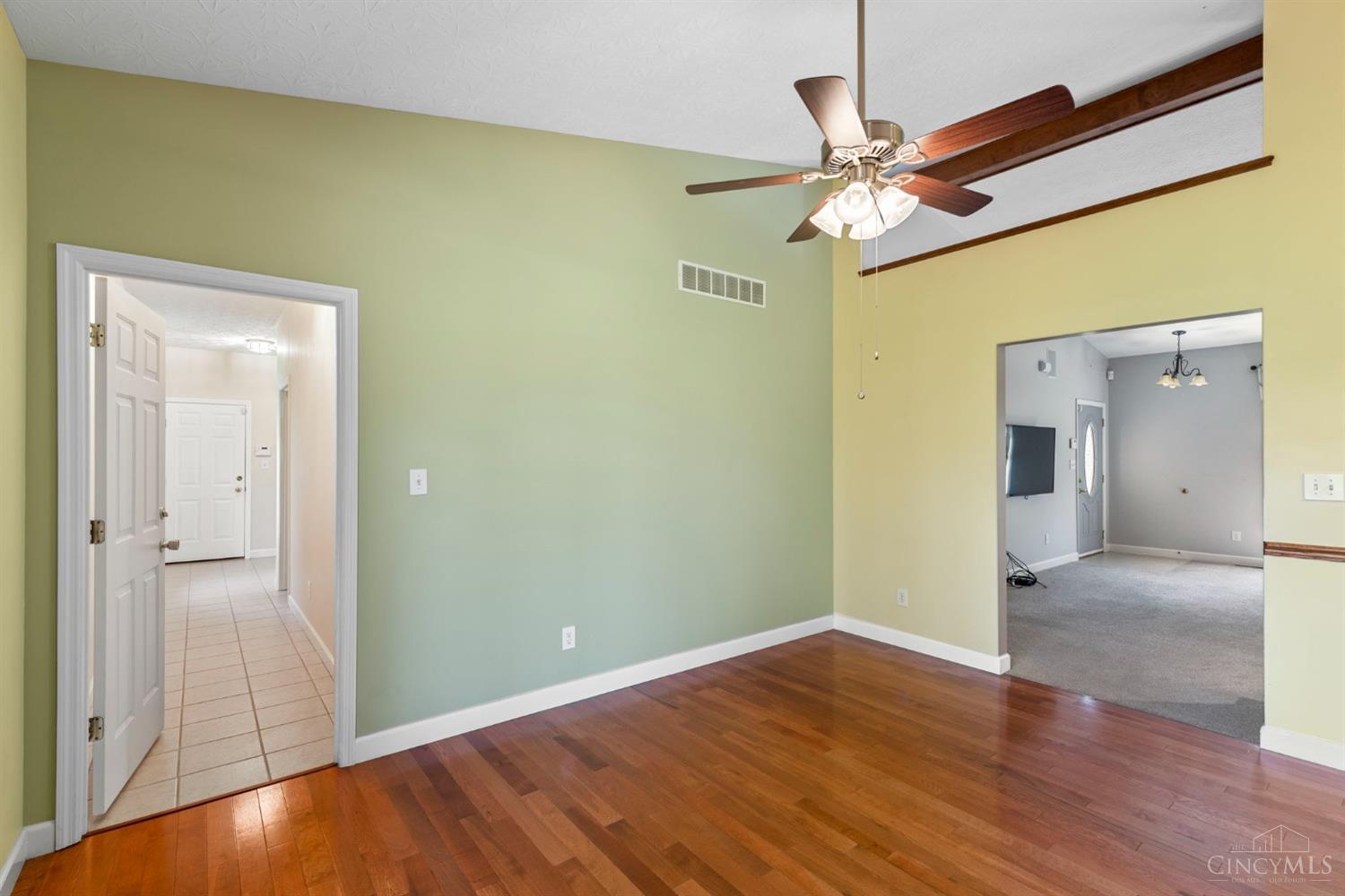 376 Dusseldorf Drive