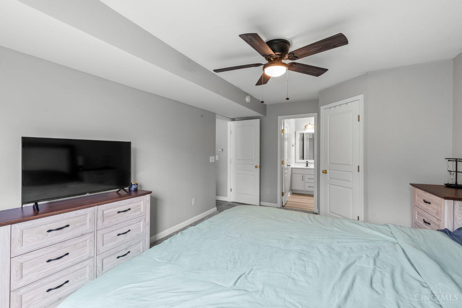 4642 Trophy Lane