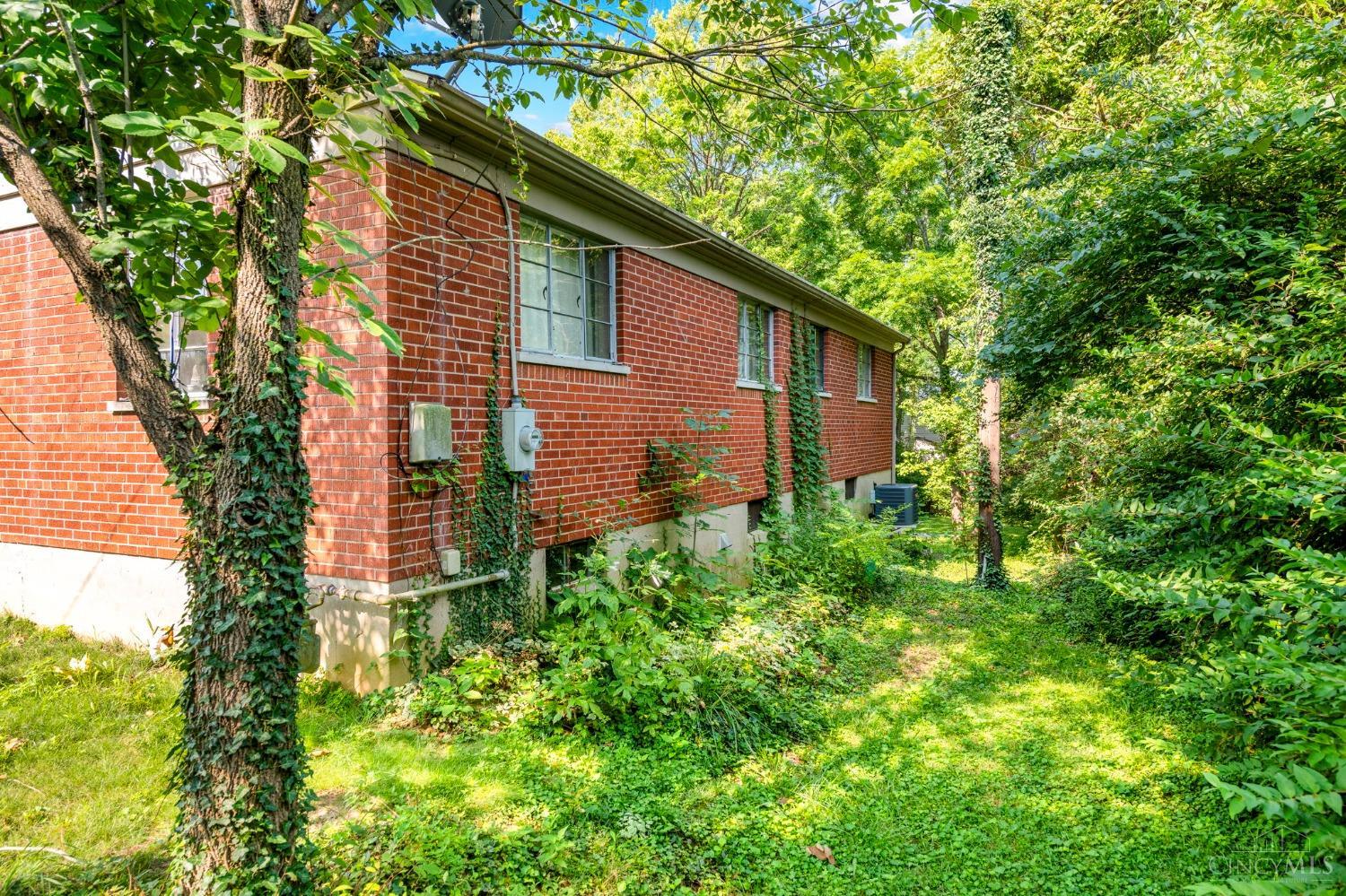 8066 Lancelot Drive