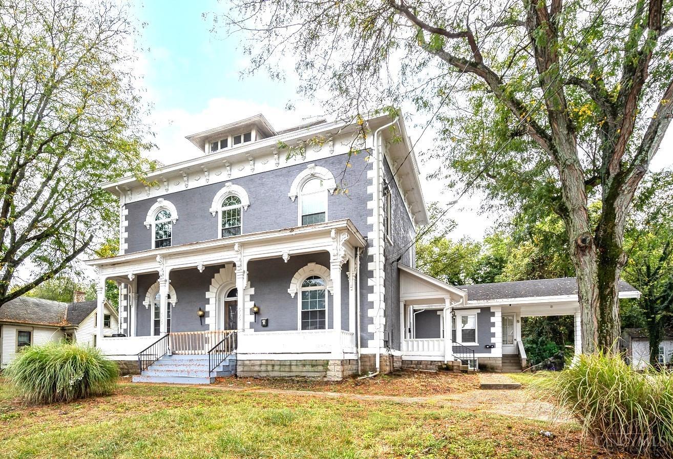 505 W Wyoming Avenue