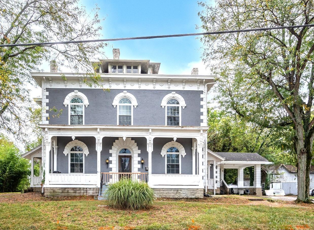 505 W Wyoming Avenue