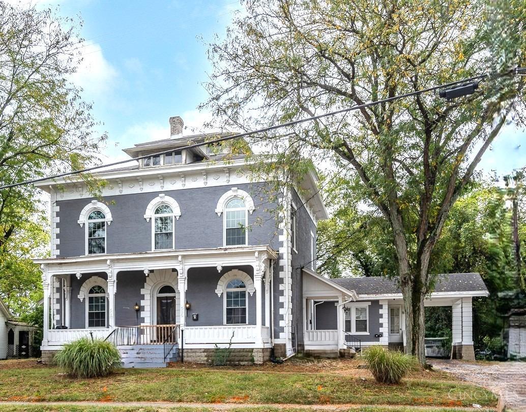 505 W Wyoming Avenue