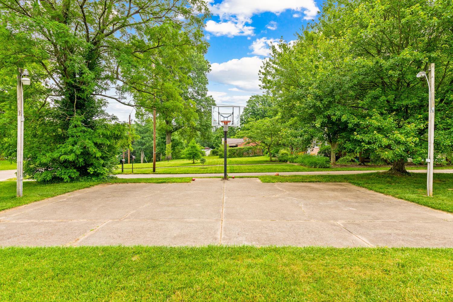 8684 Woodview Drive