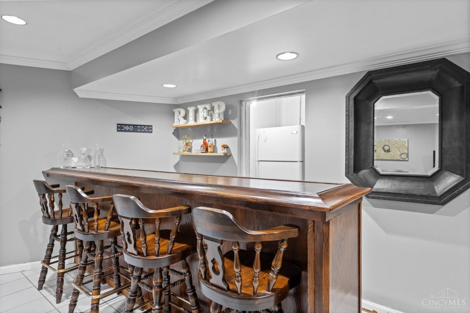 8684 Woodview Drive