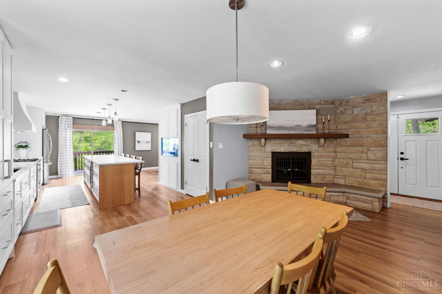 8200 Hopper Road