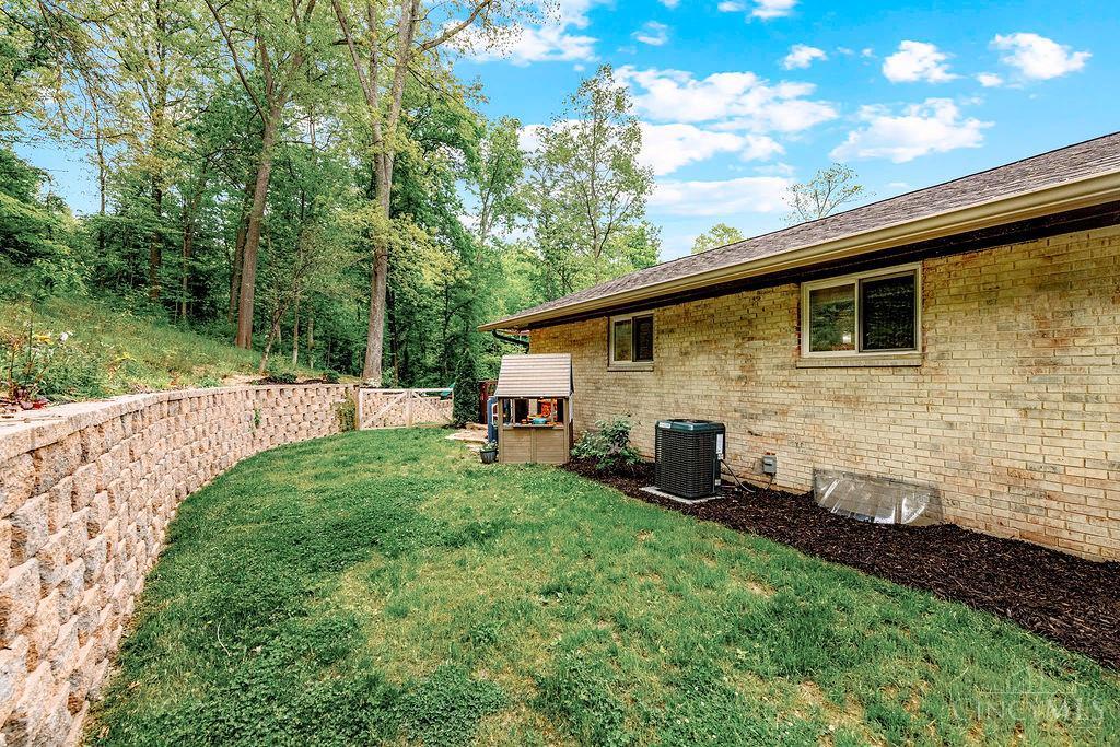 8200 Hopper Road