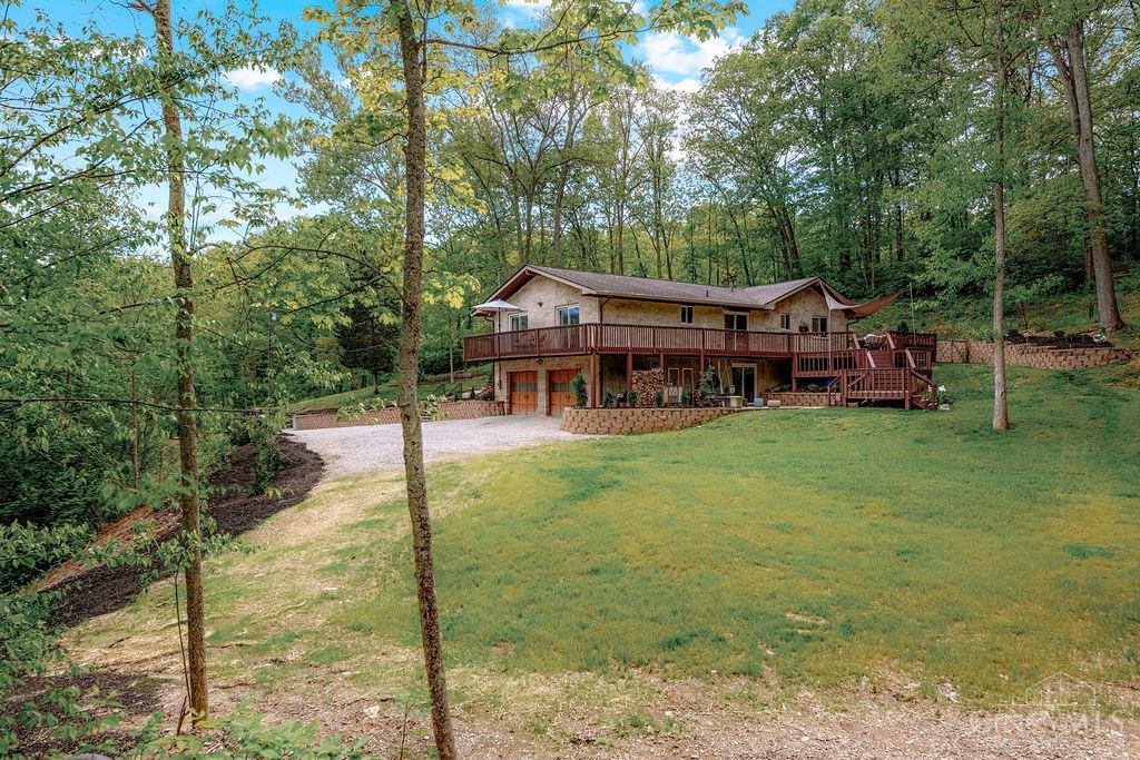 8200 Hopper Road