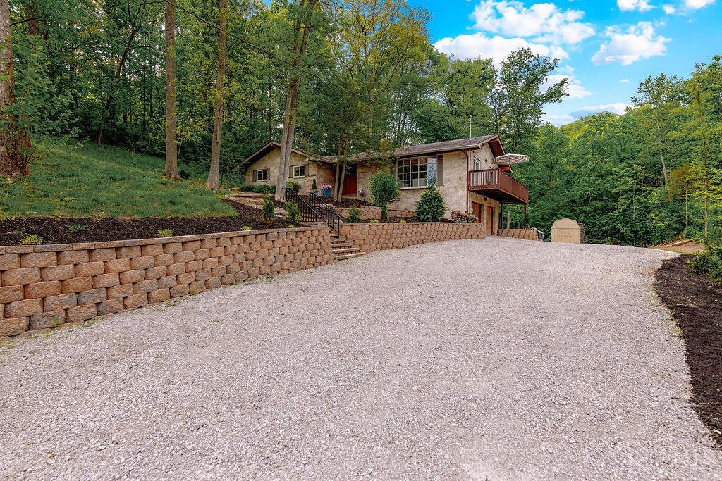 8200 Hopper Road
