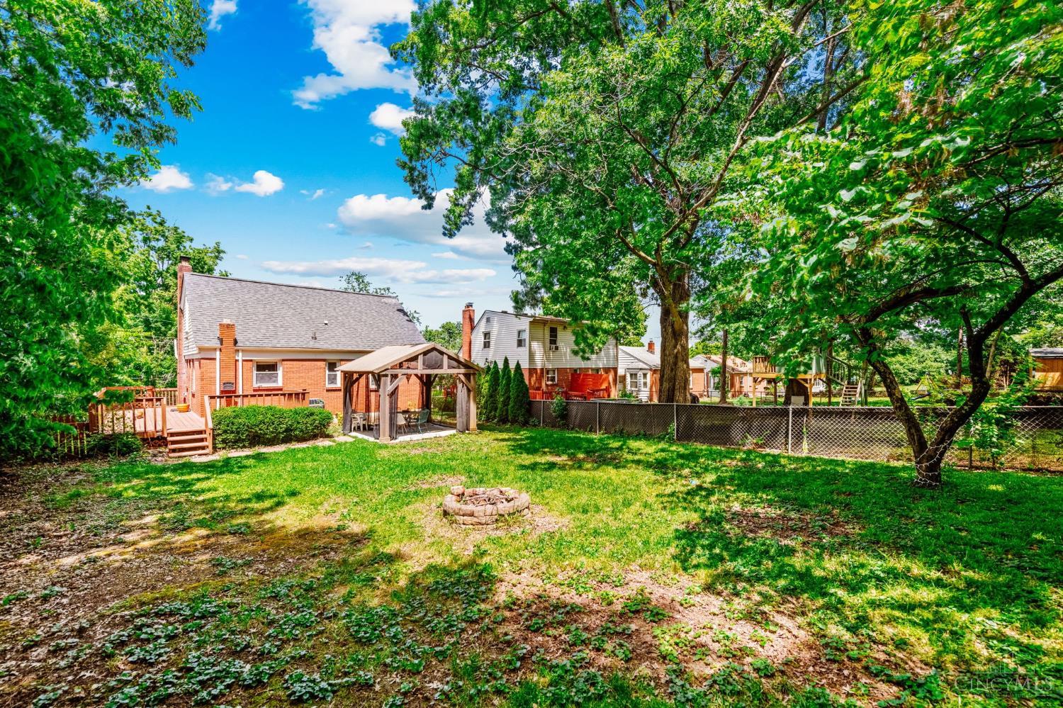 345 Durrell Avenue