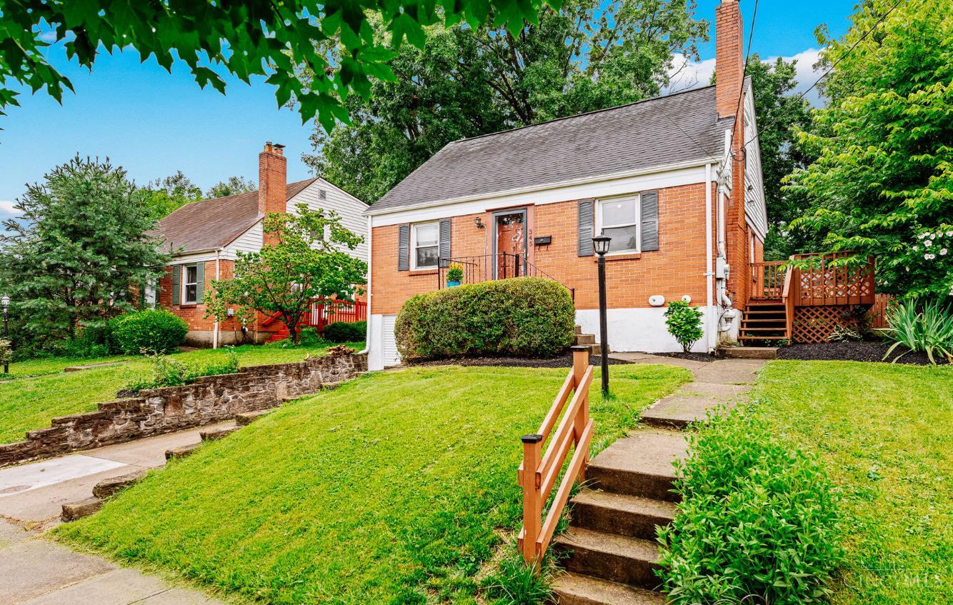 345 Durrell Avenue
