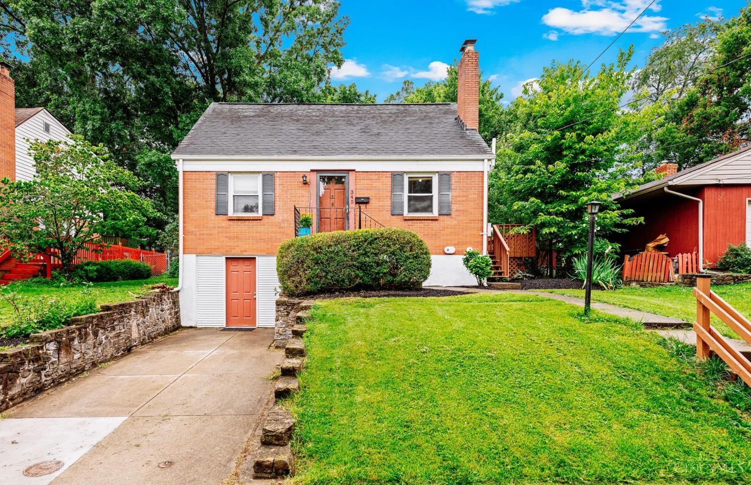 345 Durrell Avenue