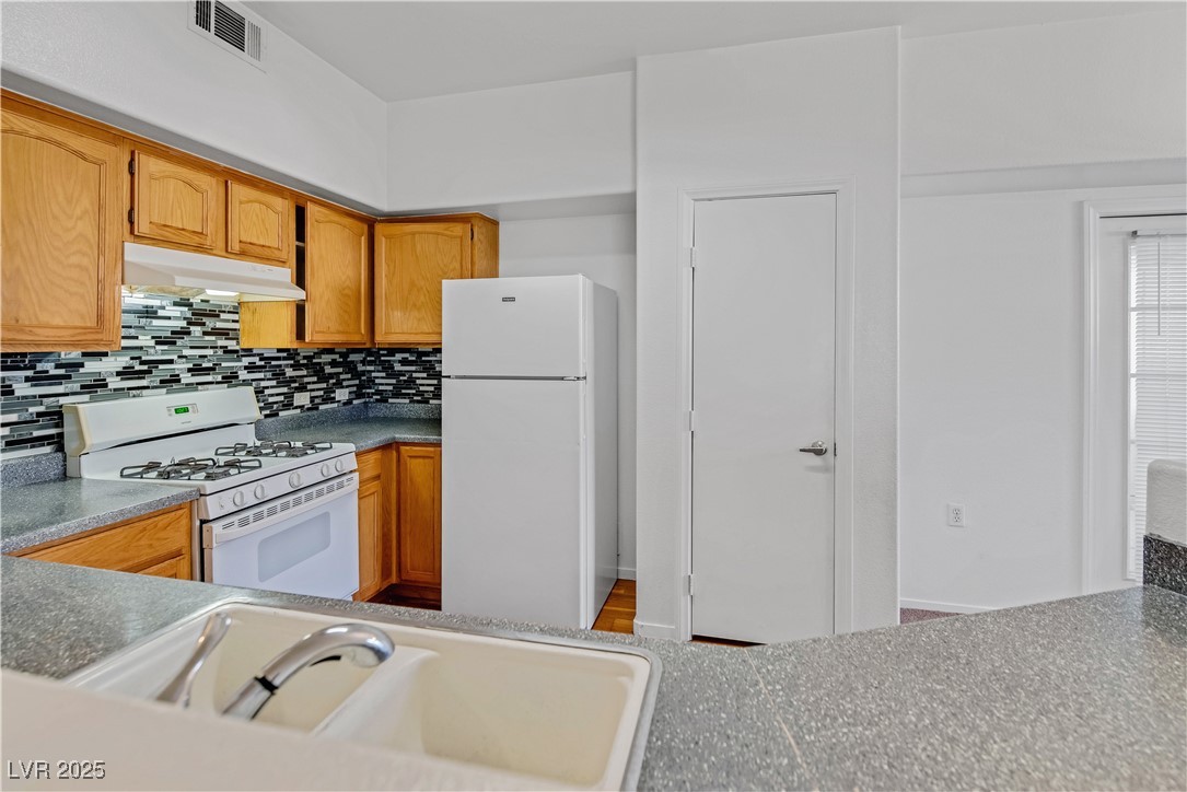 3400 Cabana Drive 1037