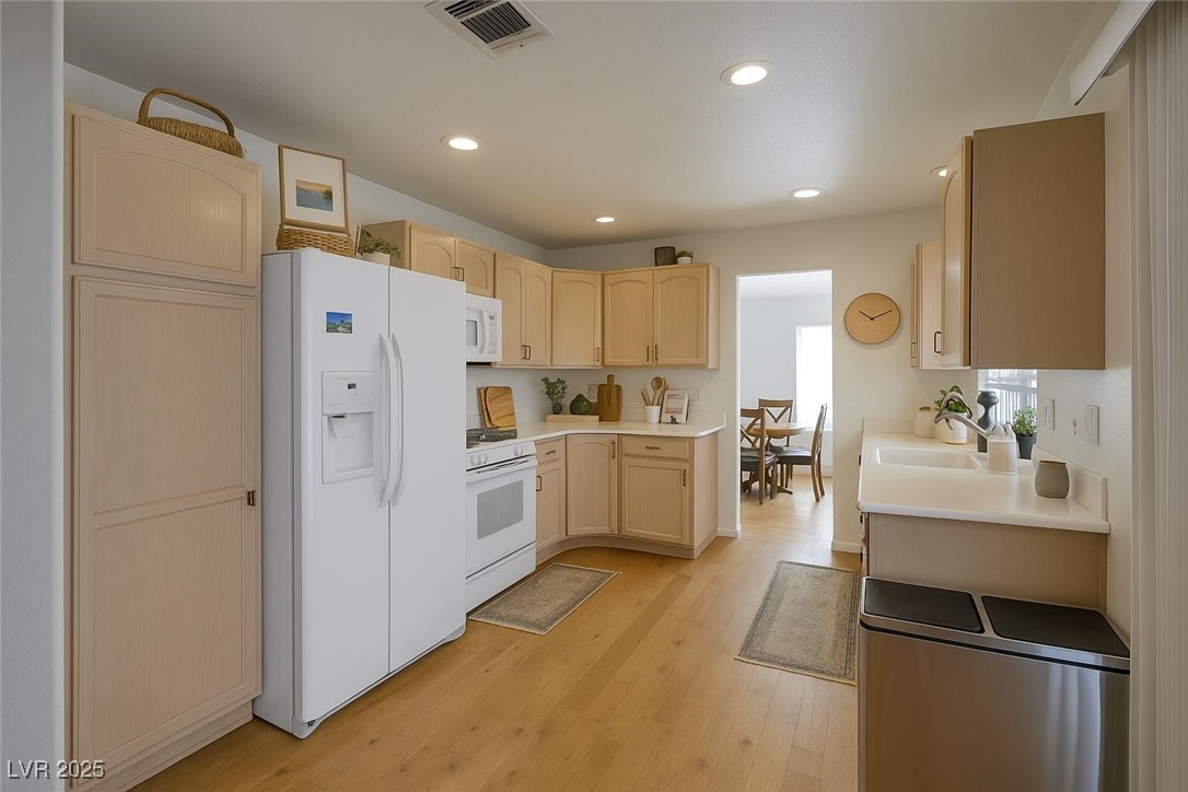 3685 Julius Court