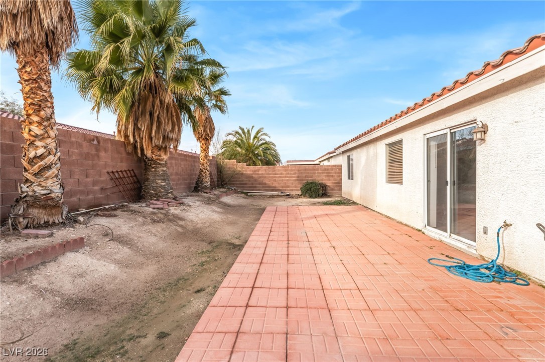 3201 Honeysuckle Avenue