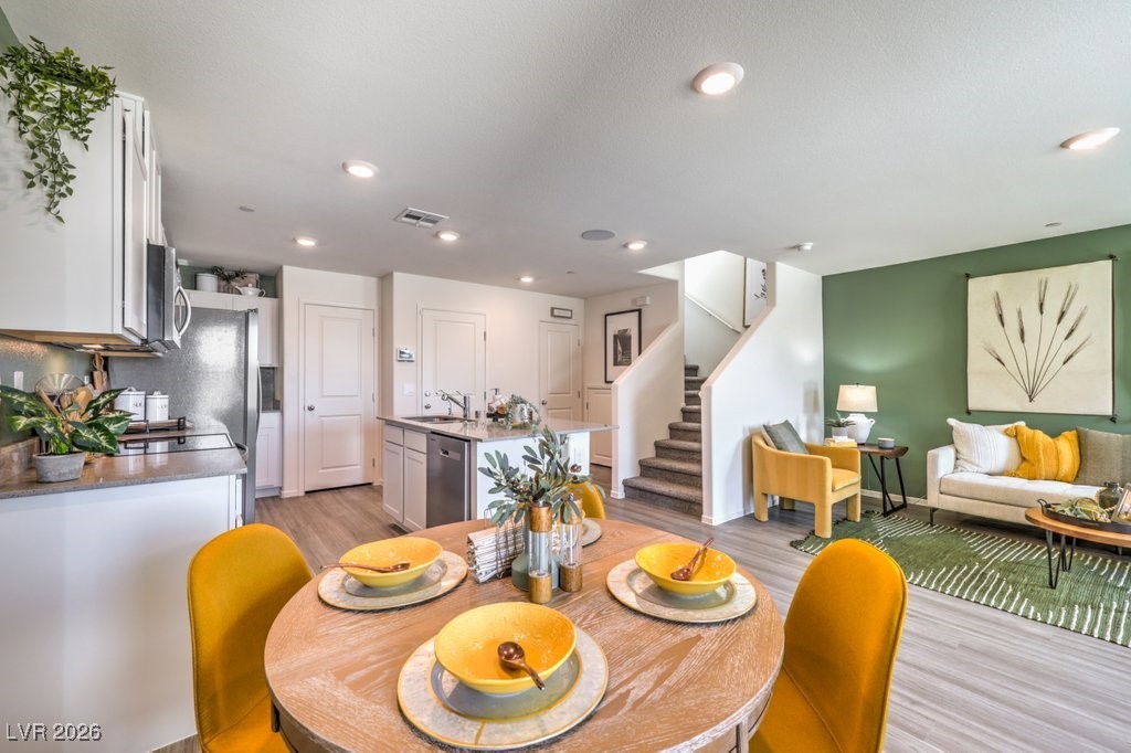 6074 Hibiscus Garden St. Street 12