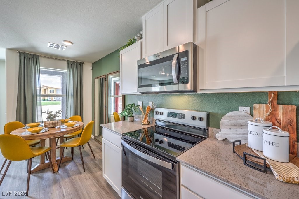 6074 Hibiscus Garden St. Street 12
