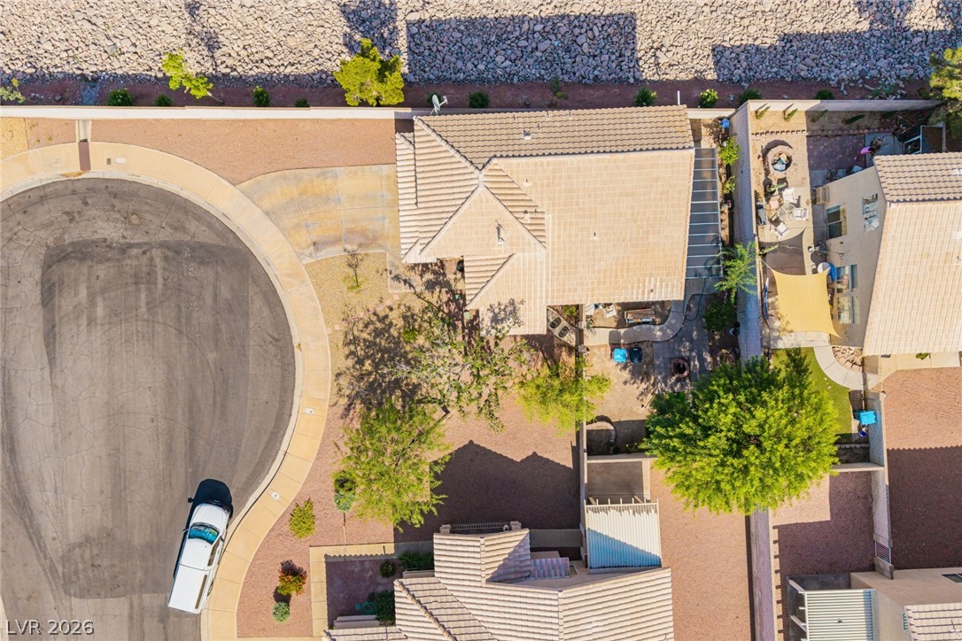 1001 Wreath Court