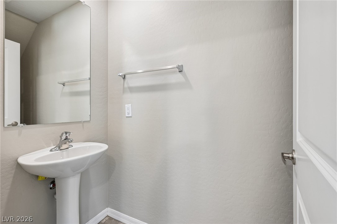 6439 Broadcloth Court