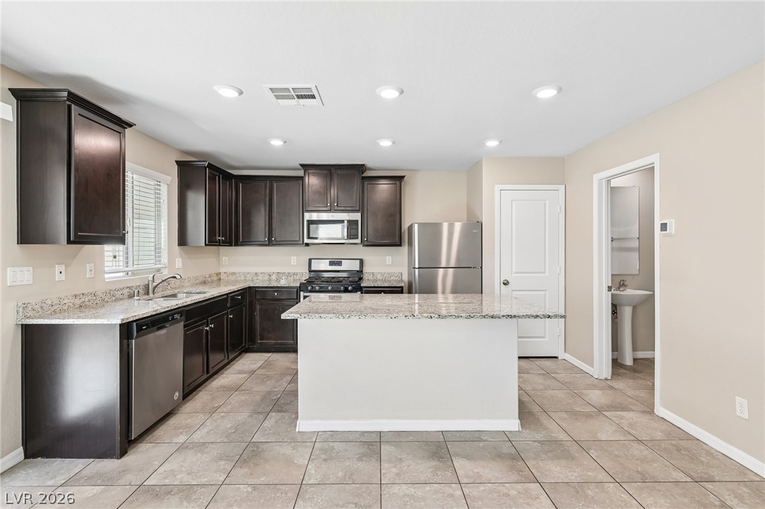6439 Broadcloth Court