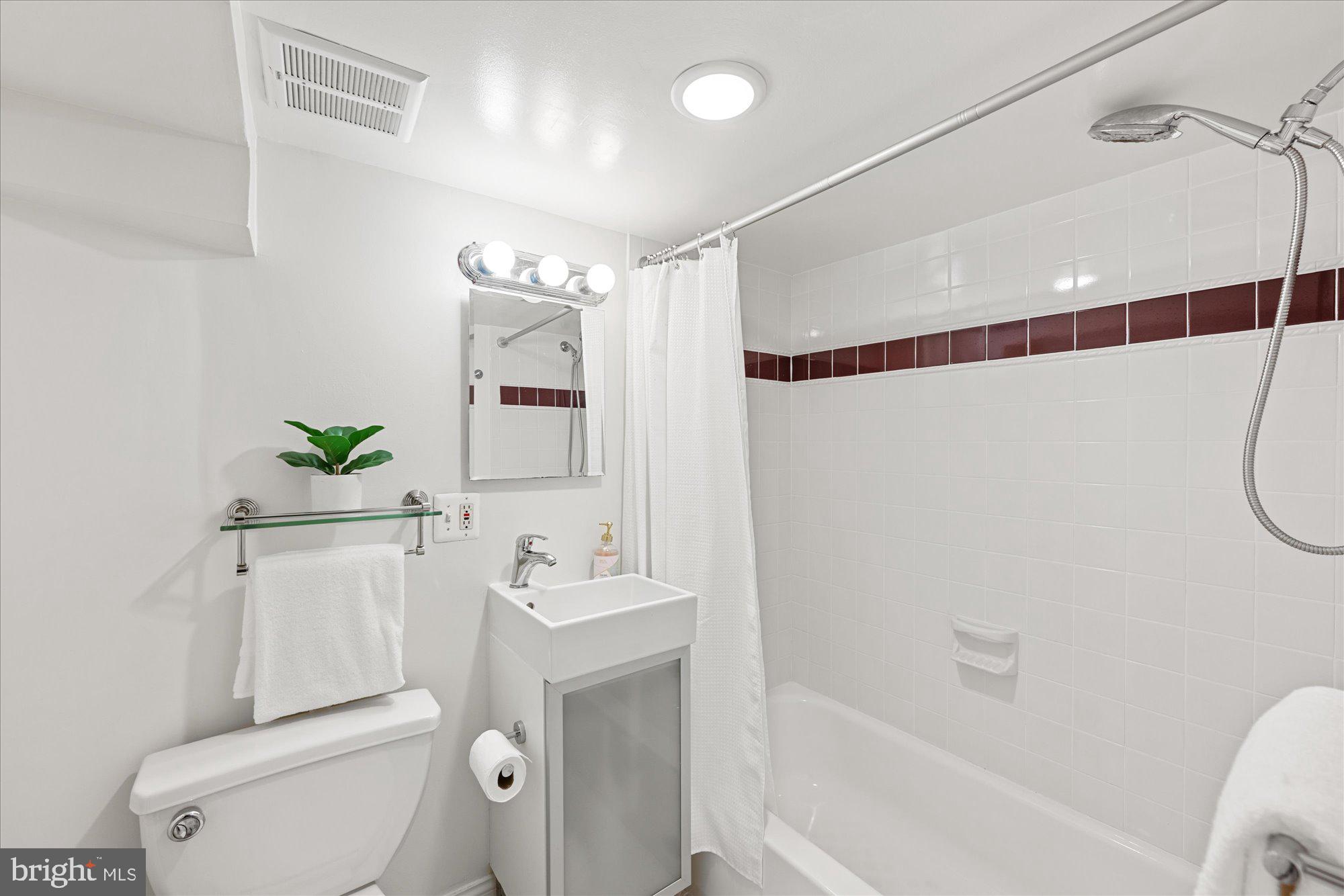 4410 HARRISON STREET NW