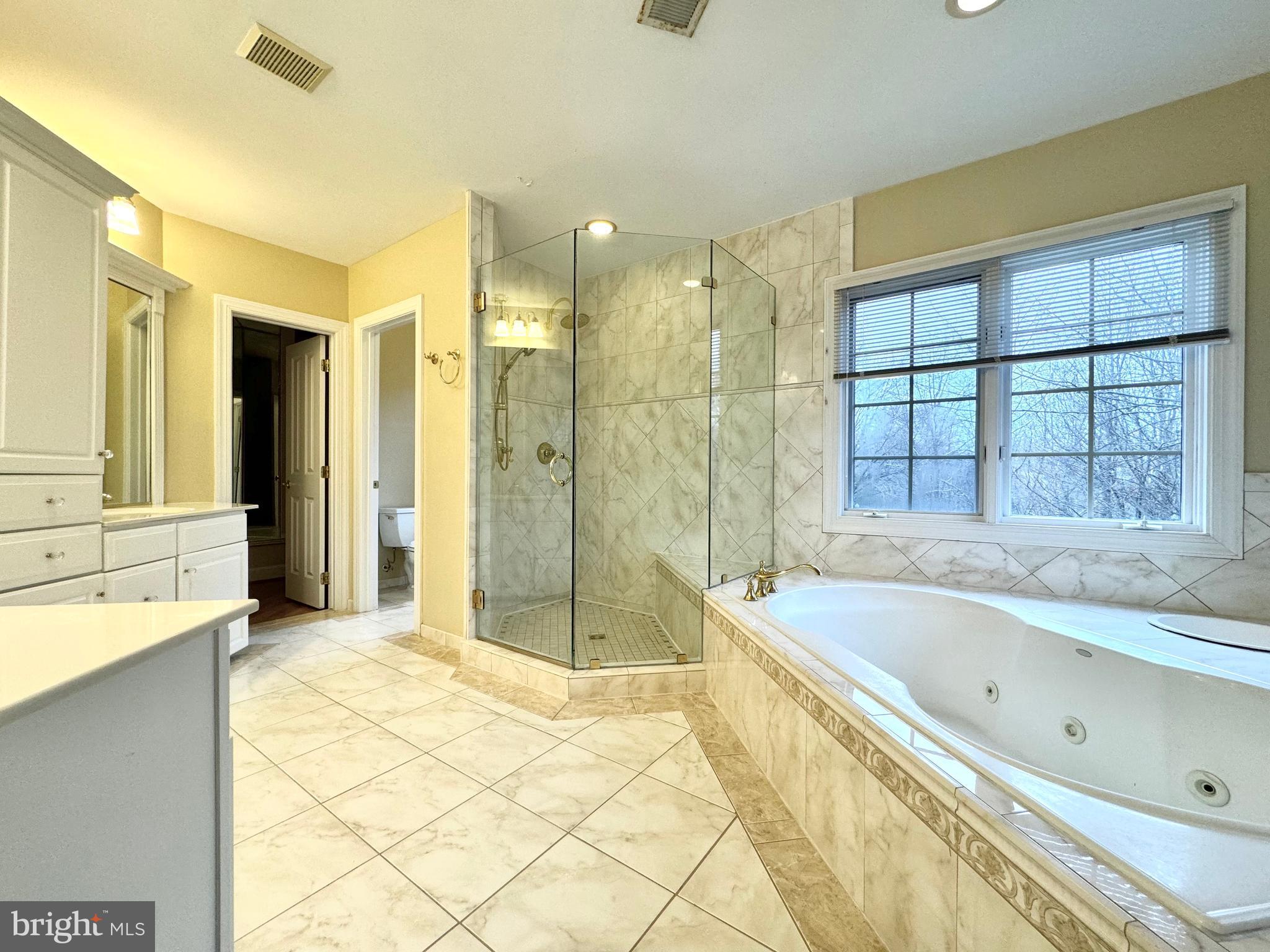 1460 Carrington Ridge Ln