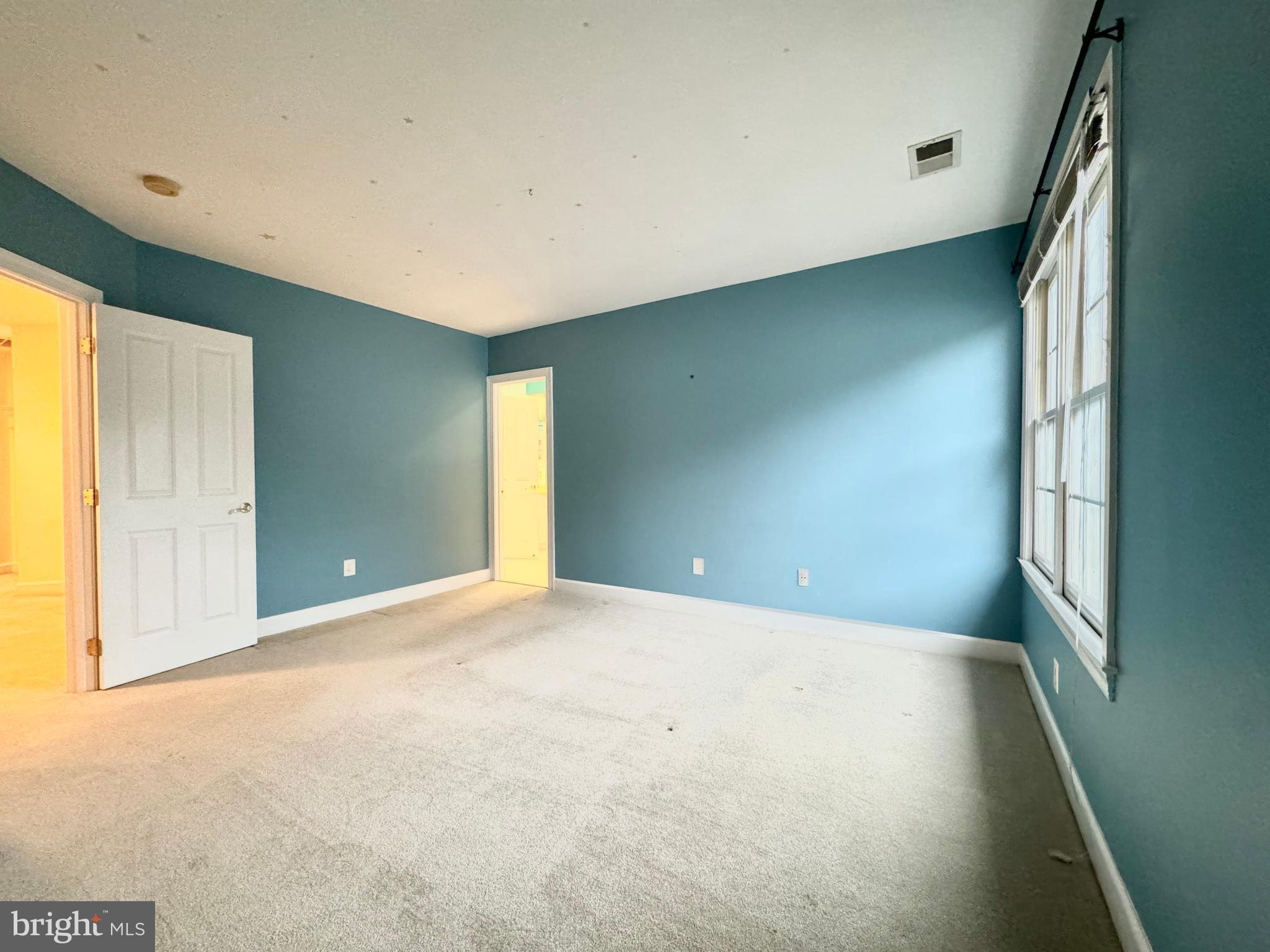 1460 Carrington Ridge Ln