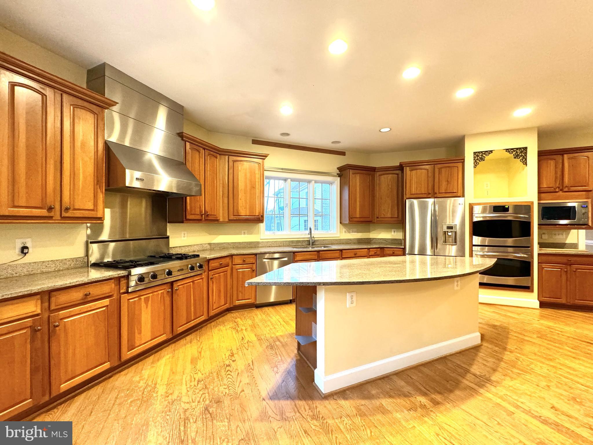 1460 Carrington Ridge Ln