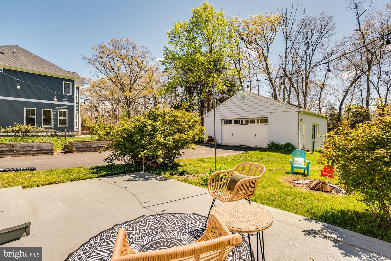 4017 Colonial Ave