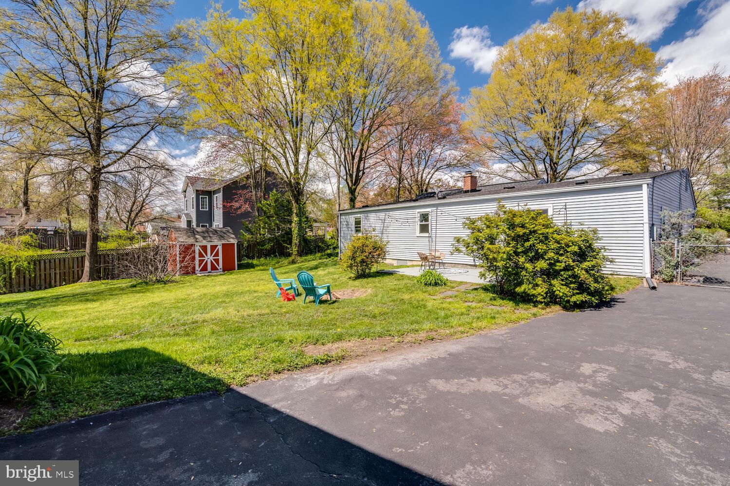 4017 Colonial Ave