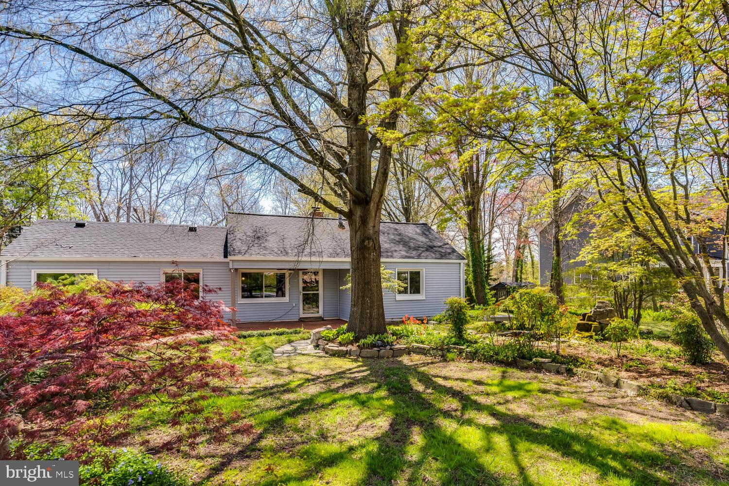 4017 Colonial Ave