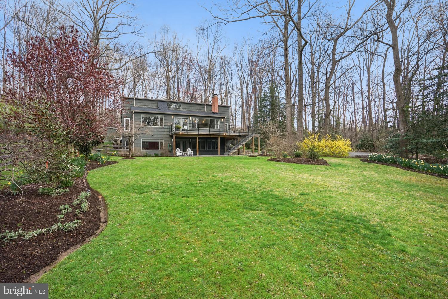 718 Springvale Rd