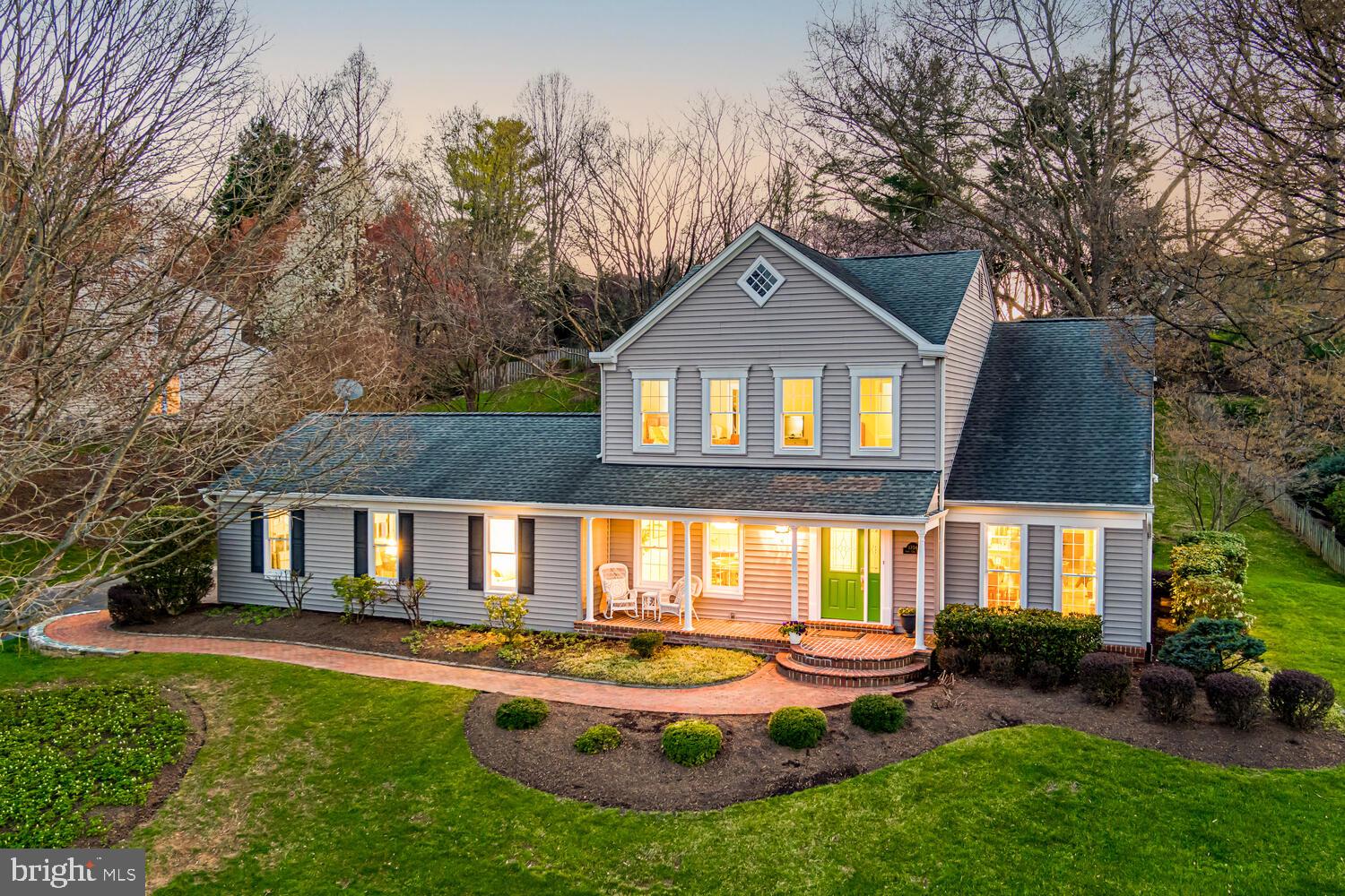 1704 Abbey Oak Dr