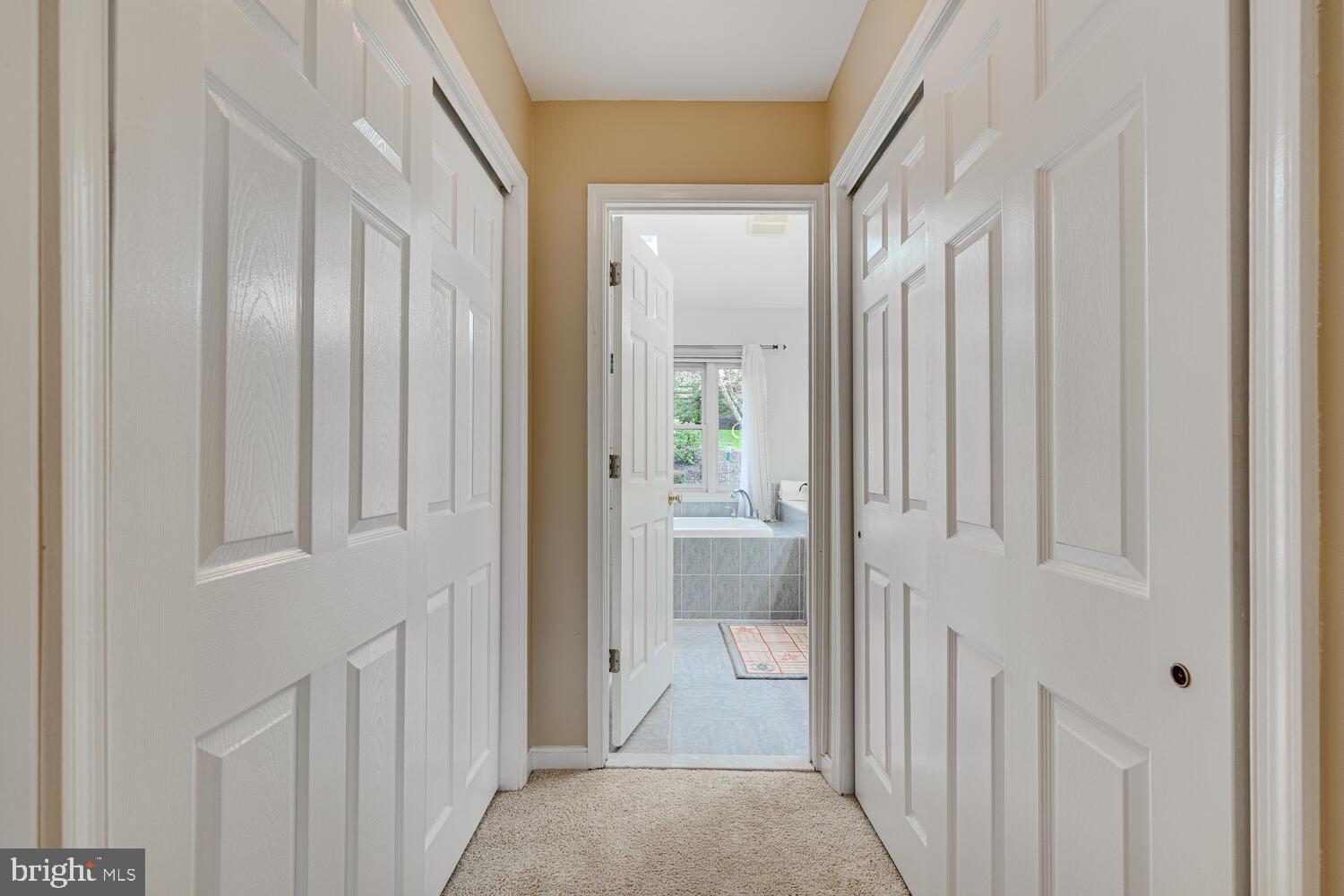 1704 Abbey Oak Dr