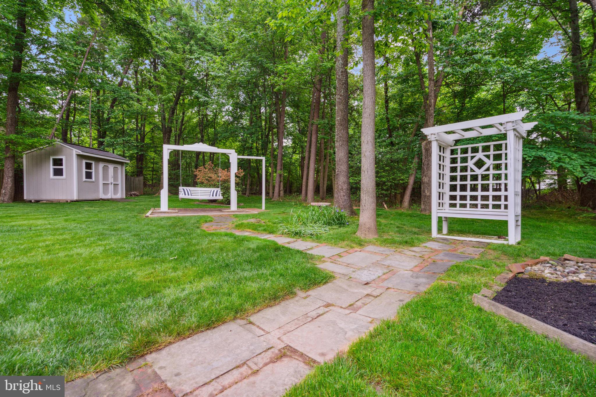 12509 Woodcock Ln